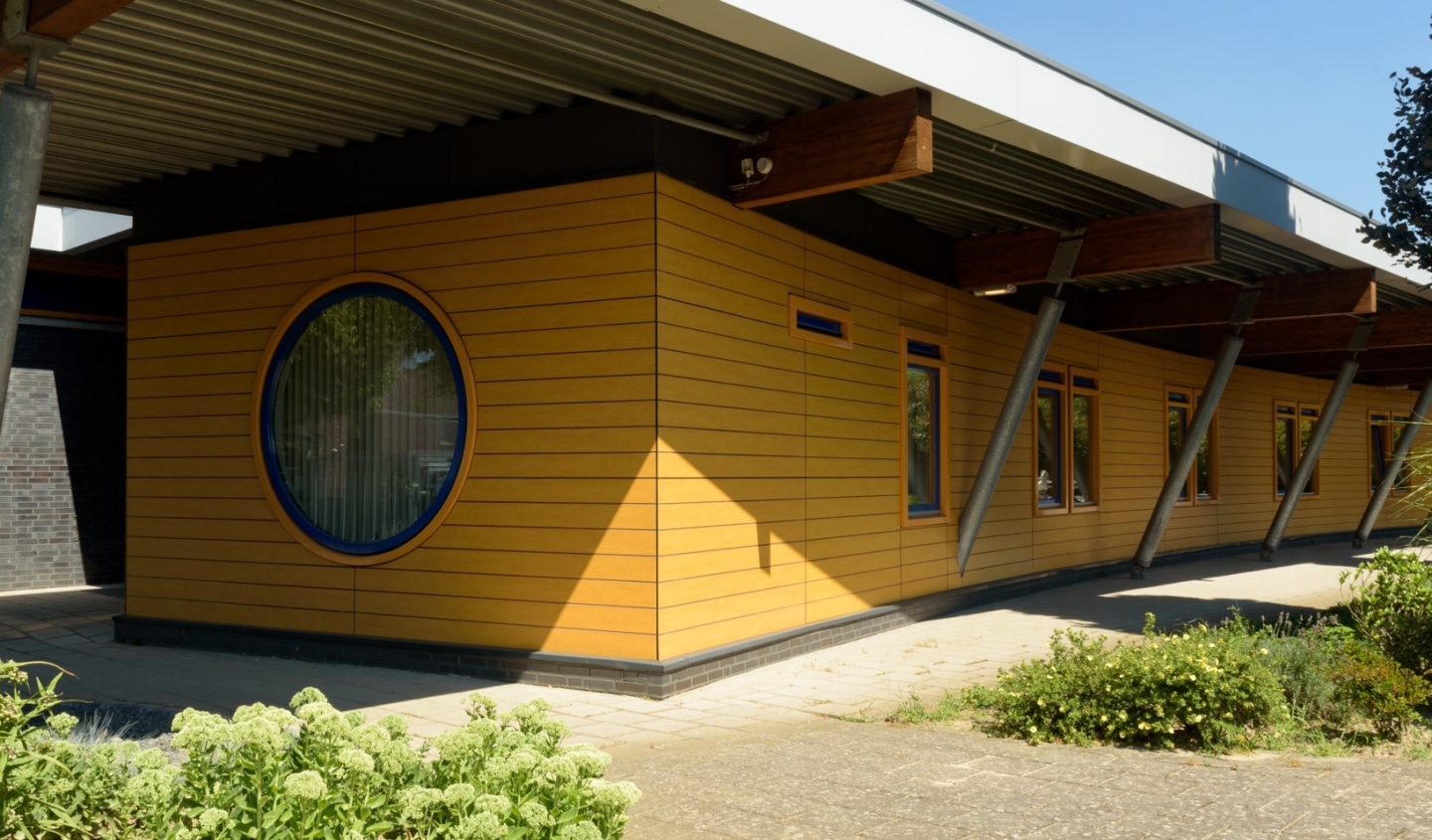 Kunststof gevelbekleding Massief NT SBO de Horst Echt
