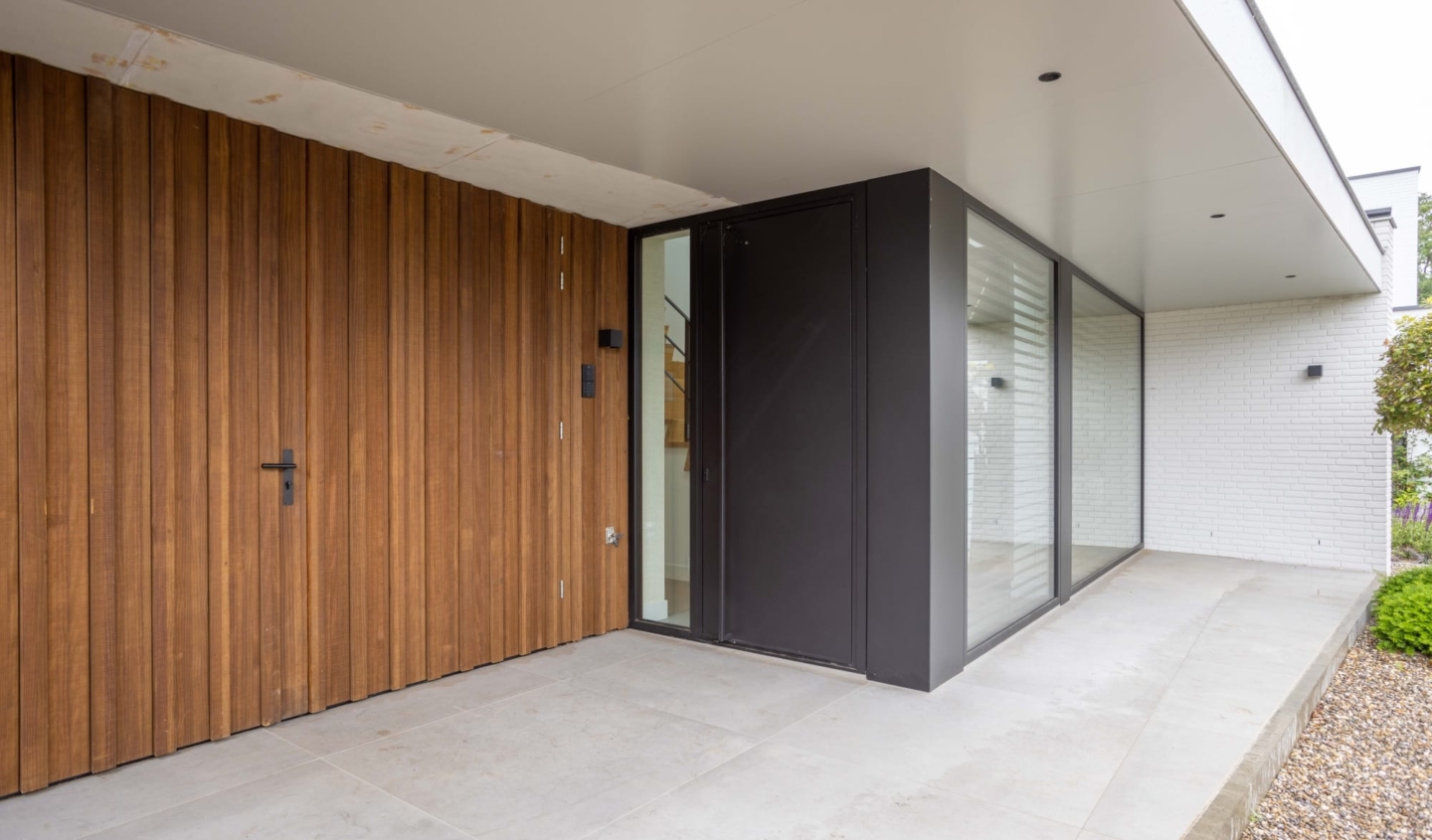 Grenen gevelbekleding